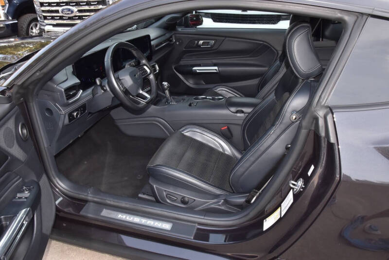 2024 Ford Mustang EcoBoost Premium