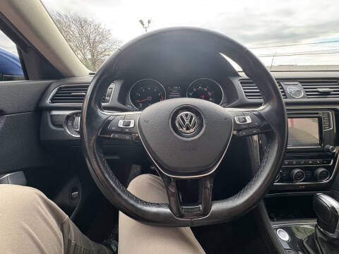2017 Volkswagen Passat 1.8T SE