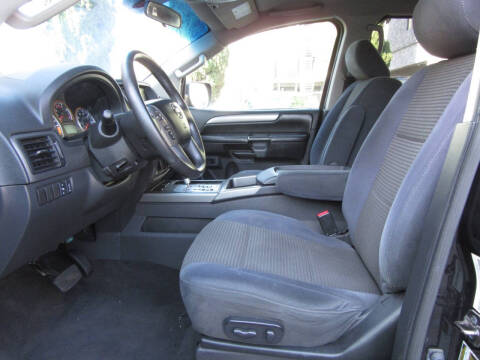 2014 Nissan Armada SV