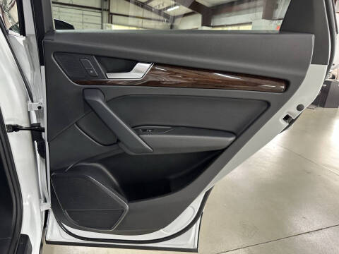 2019 Audi Q5 quattro Premium 45 TFSI