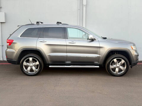 2013 Jeep Grand Cherokee Overland Summit