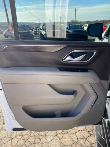 2022 Chevrolet Suburban LT