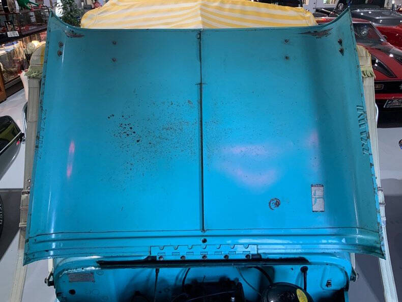 1960 Willys Surrey Gala