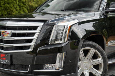2017 Cadillac Escalade Luxury