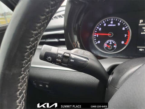 2023 Kia K5