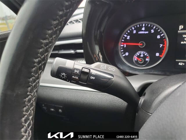 2023 Kia K5