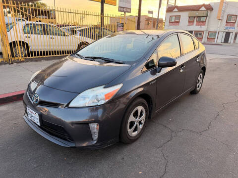 2012 Toyota Prius Two