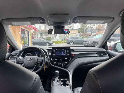 2023 Toyota Camry SE Nightshade