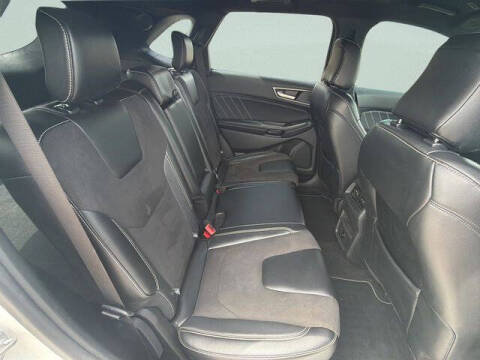 2023 Ford Edge ST