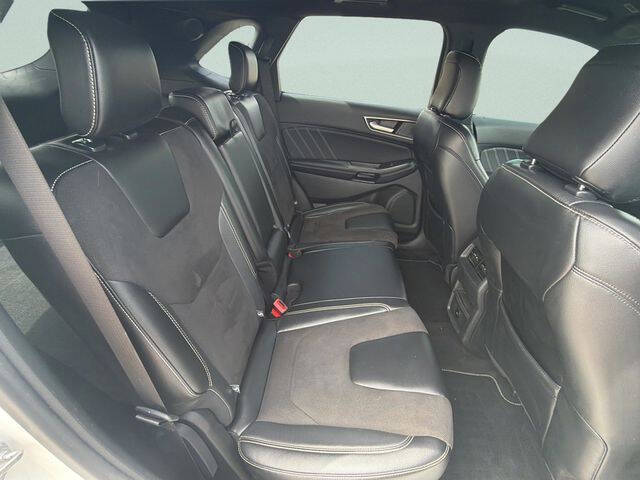 2023 Ford Edge ST