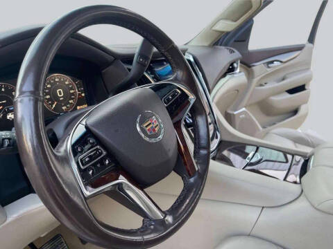 2015 Cadillac Escalade Luxury