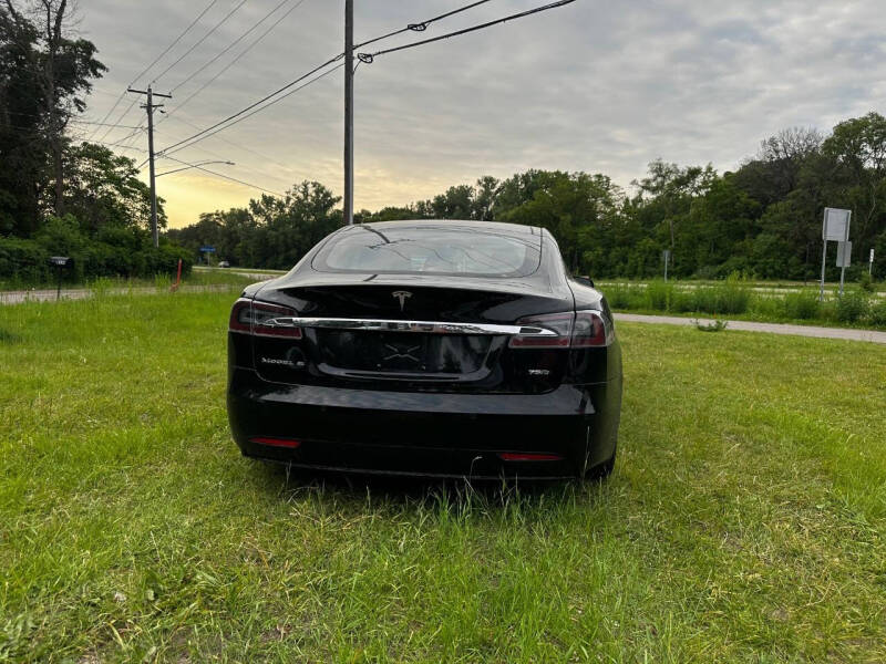 2016 Tesla Model S 75D