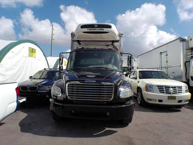 2015 Freightliner M2 106