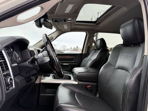 2016 RAM 3500 Laramie