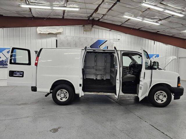 2017 Chevrolet Express 2500