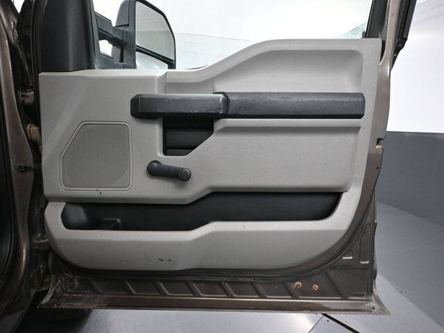 2017 Ford F-350 Super Duty XL