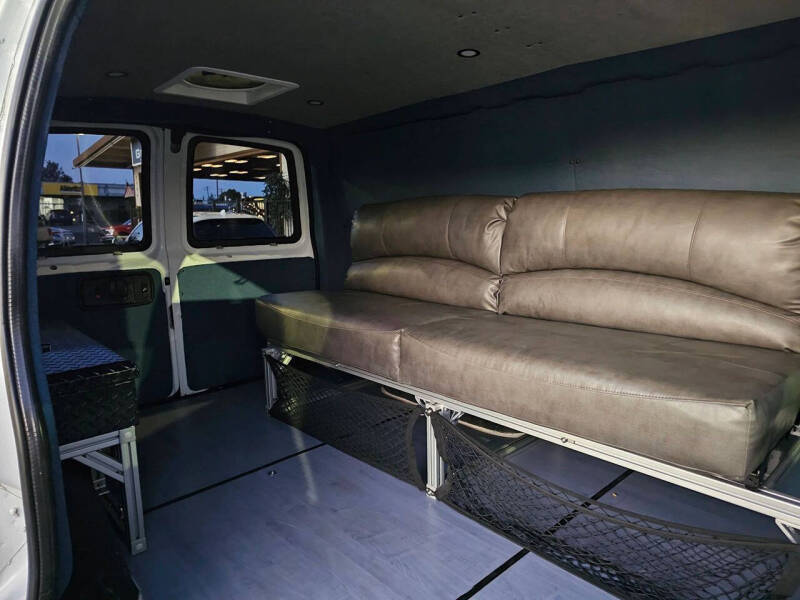 2015 GMC Savana 2500