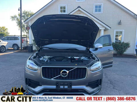 2017 Volvo XC90 T5 R-Design