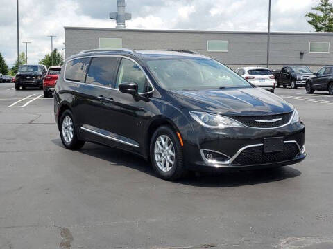 2020 Chrysler Pacifica Touring L