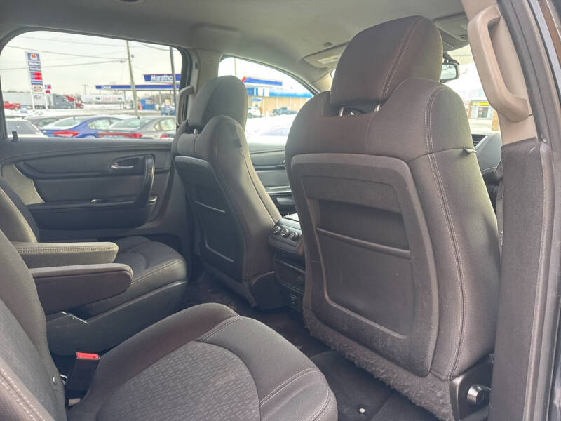 2015 GMC Acadia SLE-2