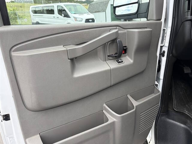 2016 Chevrolet Express LT 3500