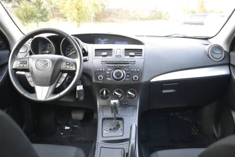 2012 Mazda MAZDA3 i Touring