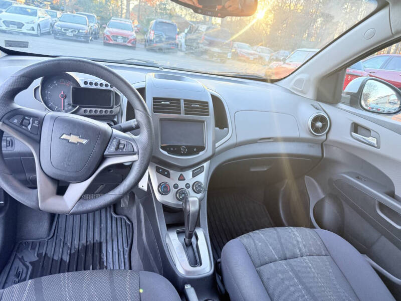 2014 Chevrolet Sonic LT Auto