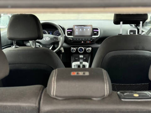 2020 Hyundai Venue SEL