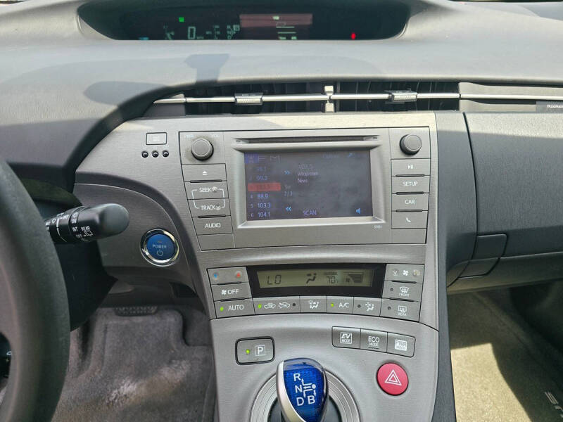 2012 Toyota Prius Two