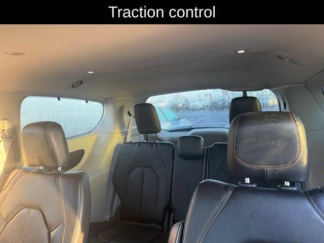 2019 Chrysler Pacifica Touring L