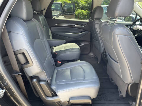 2021 Buick Enclave Essence