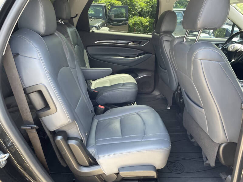 2021 Buick Enclave Essence