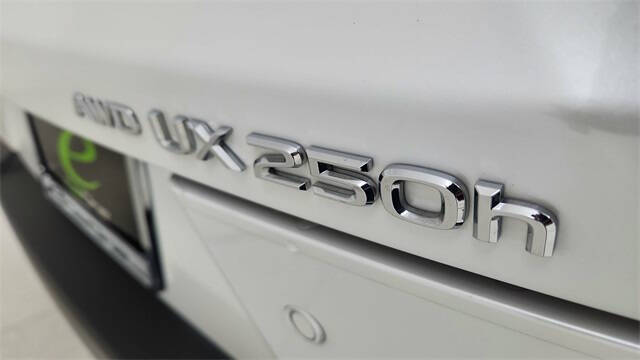 2023 Lexus UX 250h Premium