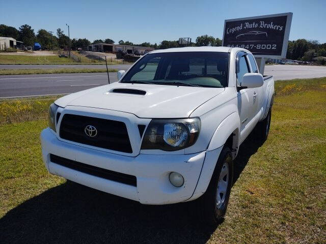 2005 Toyota Tacoma for sale at LEGEND AUTO BROKERS in Pelzer SC