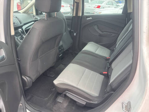 2013 Ford C-MAX Hybrid SE