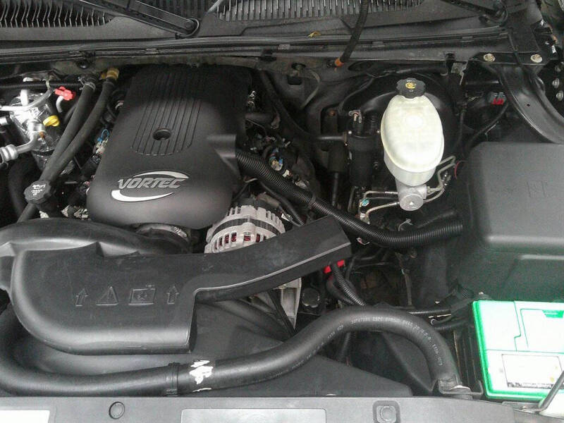 2003 Chevrolet Tahoe LS