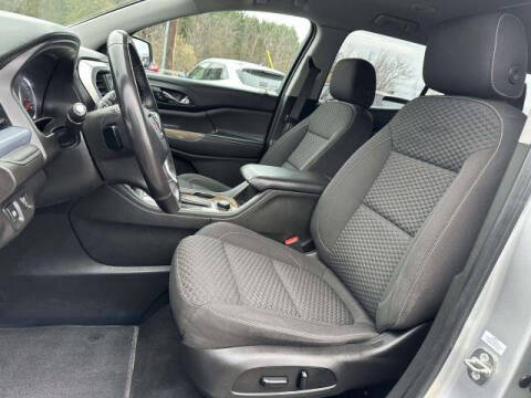 2017 GMC Acadia SLE-2