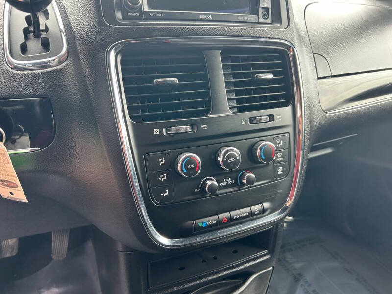 2019 Dodge Grand Caravan SE