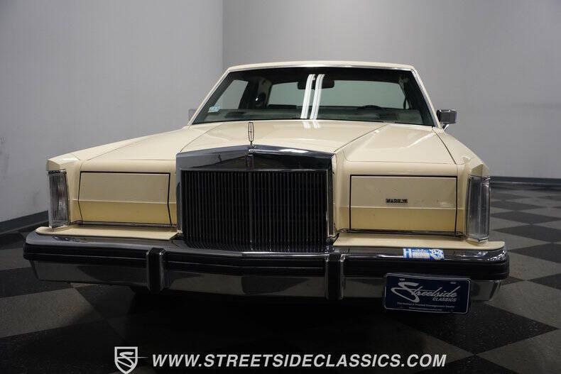 1982 Lincoln Mark VI