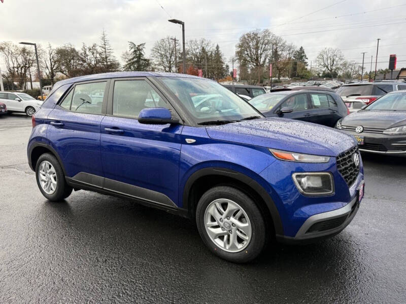 2022 Hyundai Venue SE