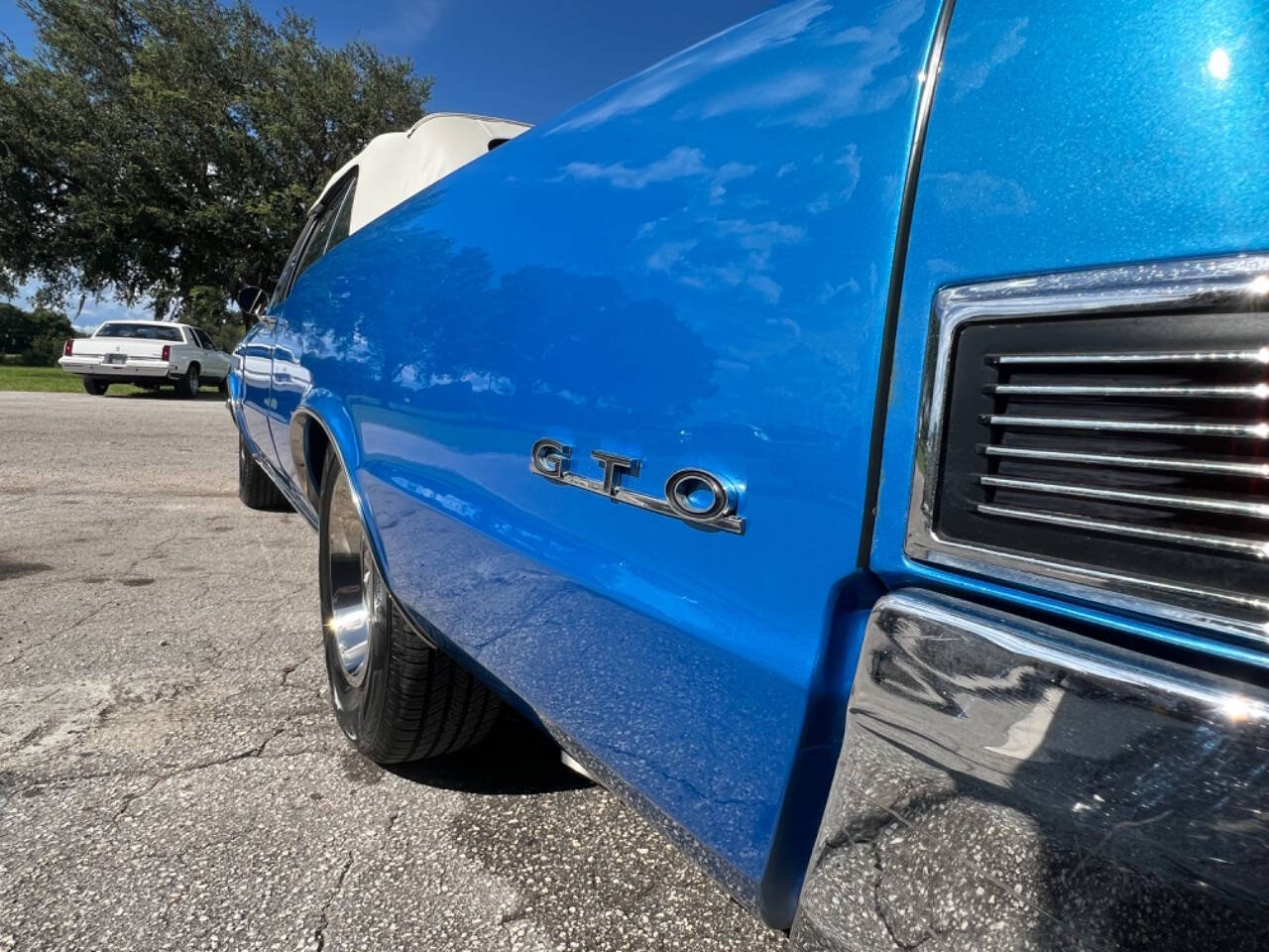 1965 Pontiac Le Mans for sale at Memory Lane Classic Cars in Bushnell, FL