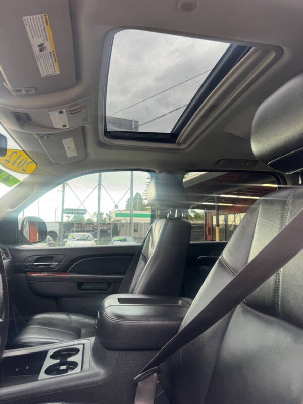 2012 GMC Yukon XL SLT