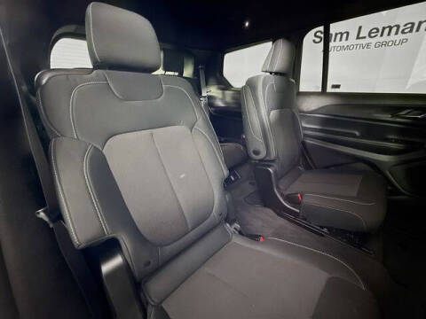 2024 Jeep Grand Cherokee L Laredo