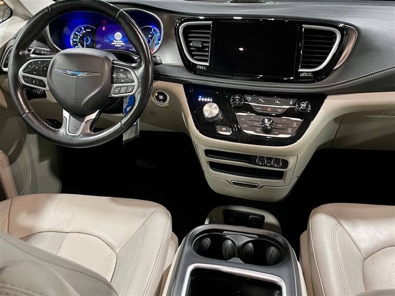2021 Chrysler Pacifica Hybrid Touring L