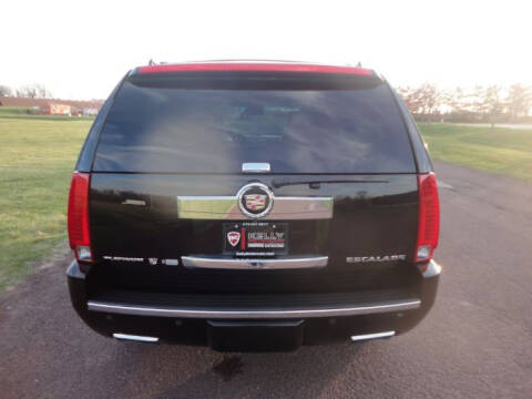2013 Cadillac Escalade Platinum Edition