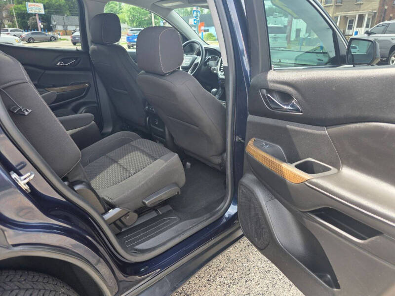 2017 GMC Acadia SLE-2