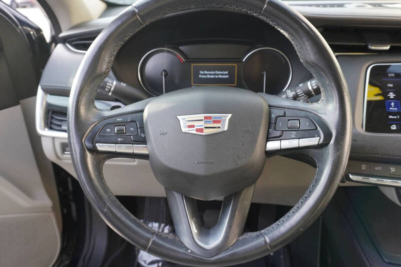 2020 Cadillac XT4 Premium Luxury
