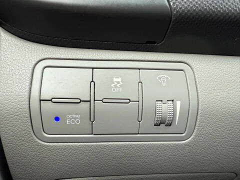 2017 Hyundai Accent Value Edition