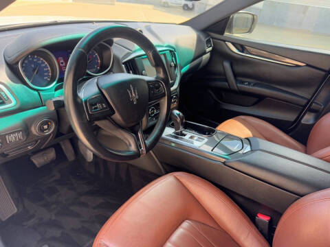 2015 Maserati Ghibli