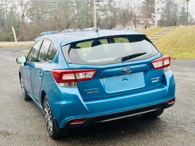 2017 Subaru Impreza 2.0i
